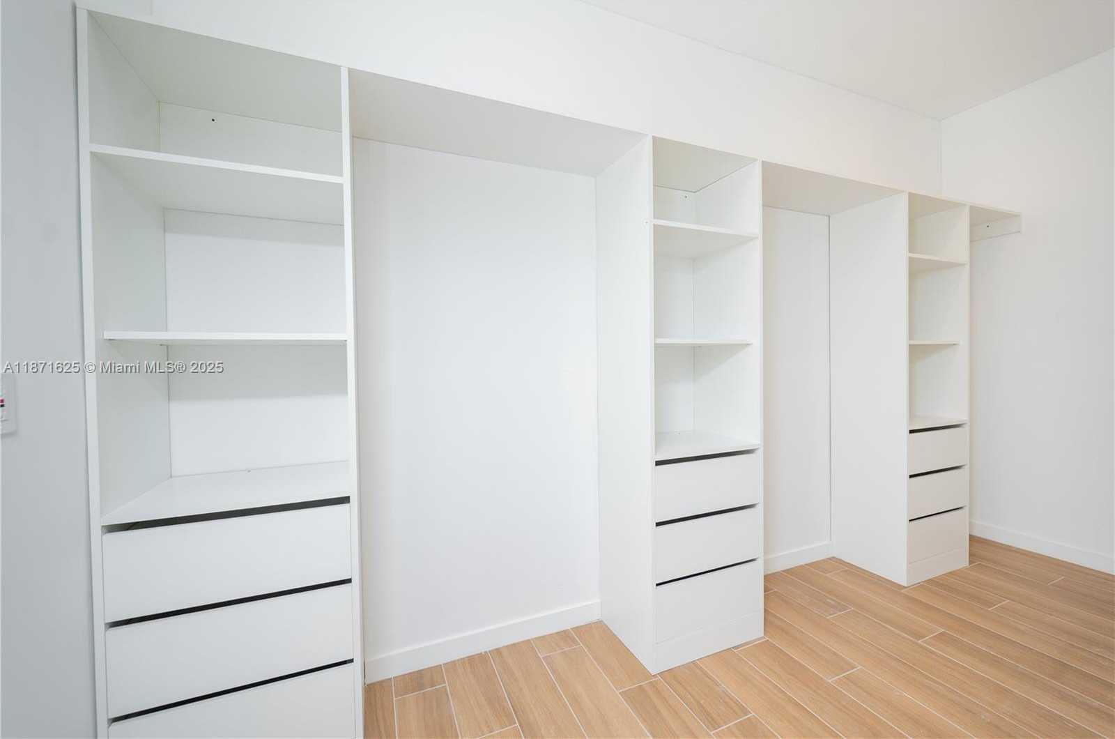 Small Image of 1200 SOUTH WEST 15TH AVE, Fort Lauderdale Number 22