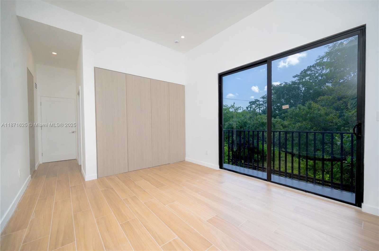 Small Image of 1200 SOUTH WEST 15TH AVE, Fort Lauderdale Number 31