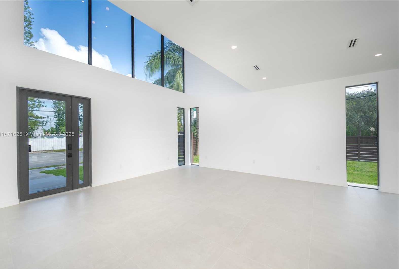 Small Image of 1200 SOUTH WEST 15TH AVE, Fort Lauderdale Number 4