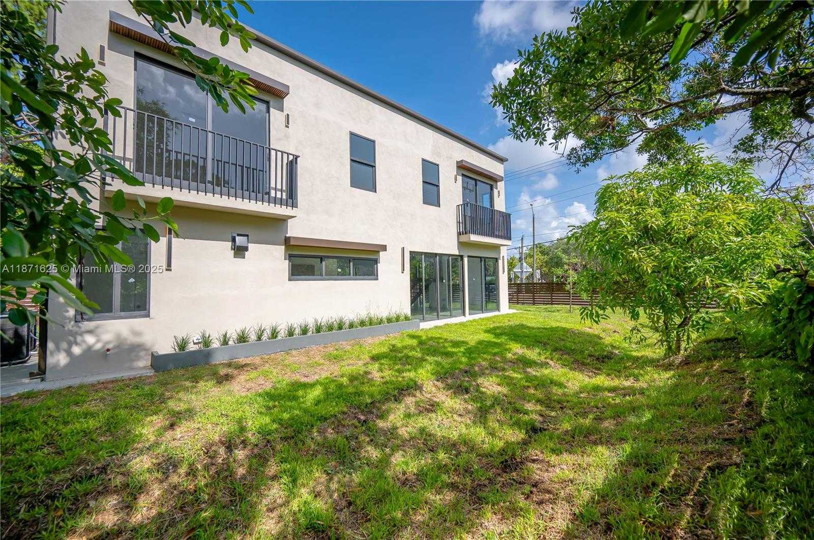 Small Image of 1200 SOUTH WEST 15TH AVE, Fort Lauderdale Number 46