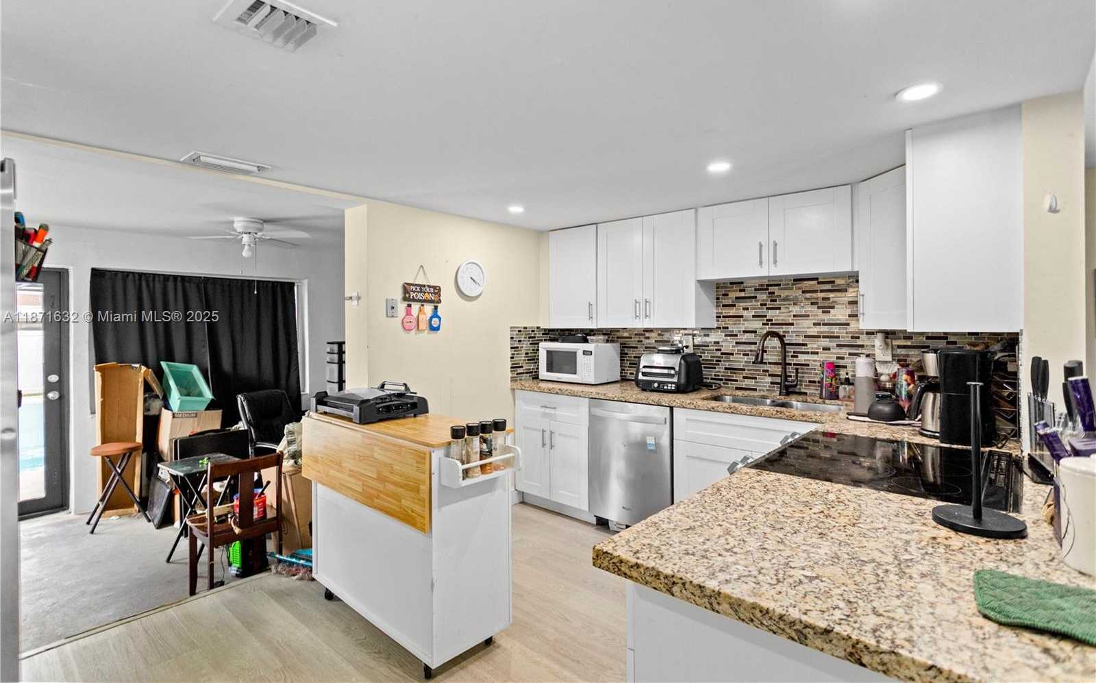 Small Image of 6611 PARK ST, Hollywood Number 14