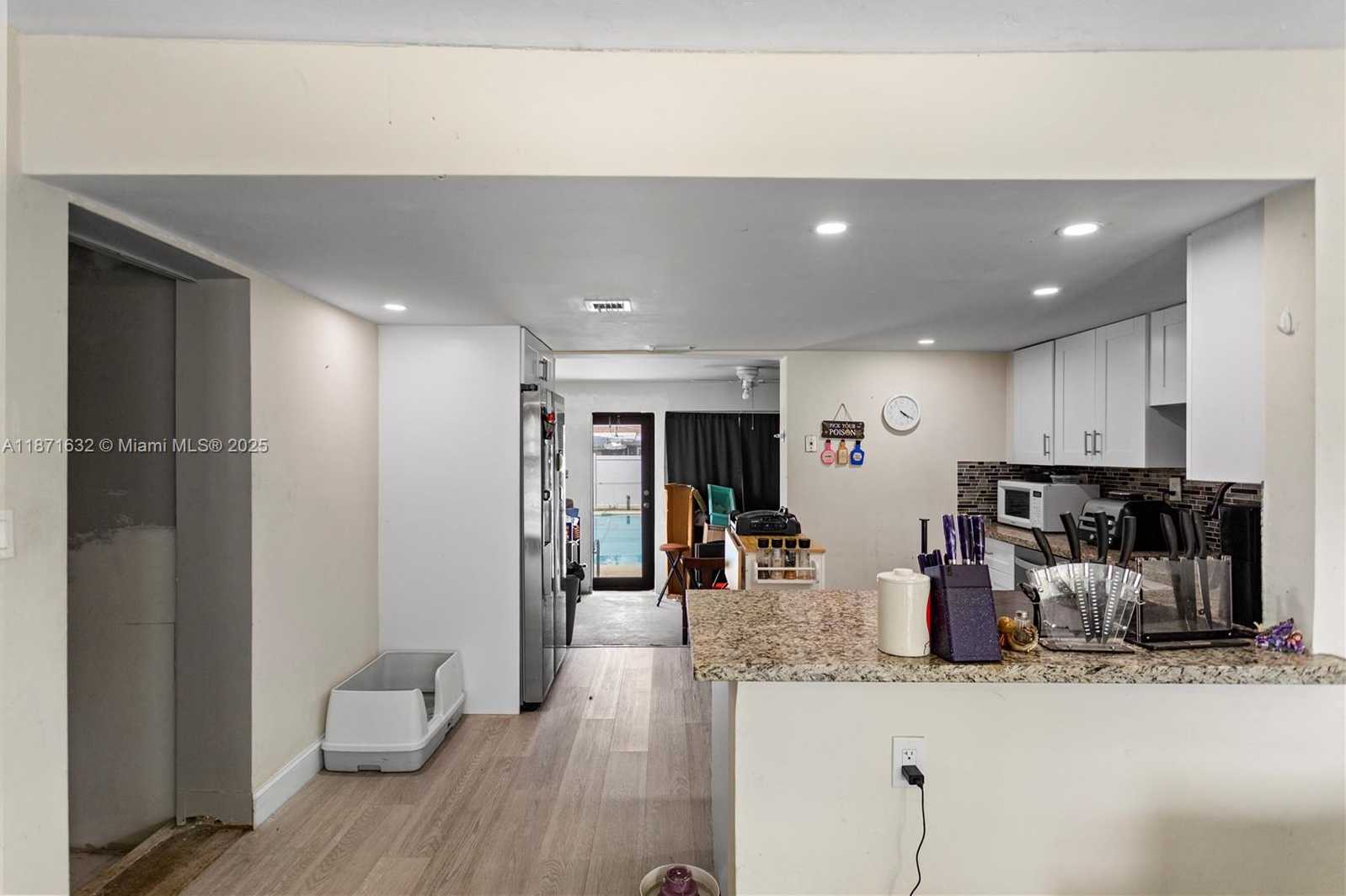 Small Image of 6611 PARK ST, Hollywood Number 20
