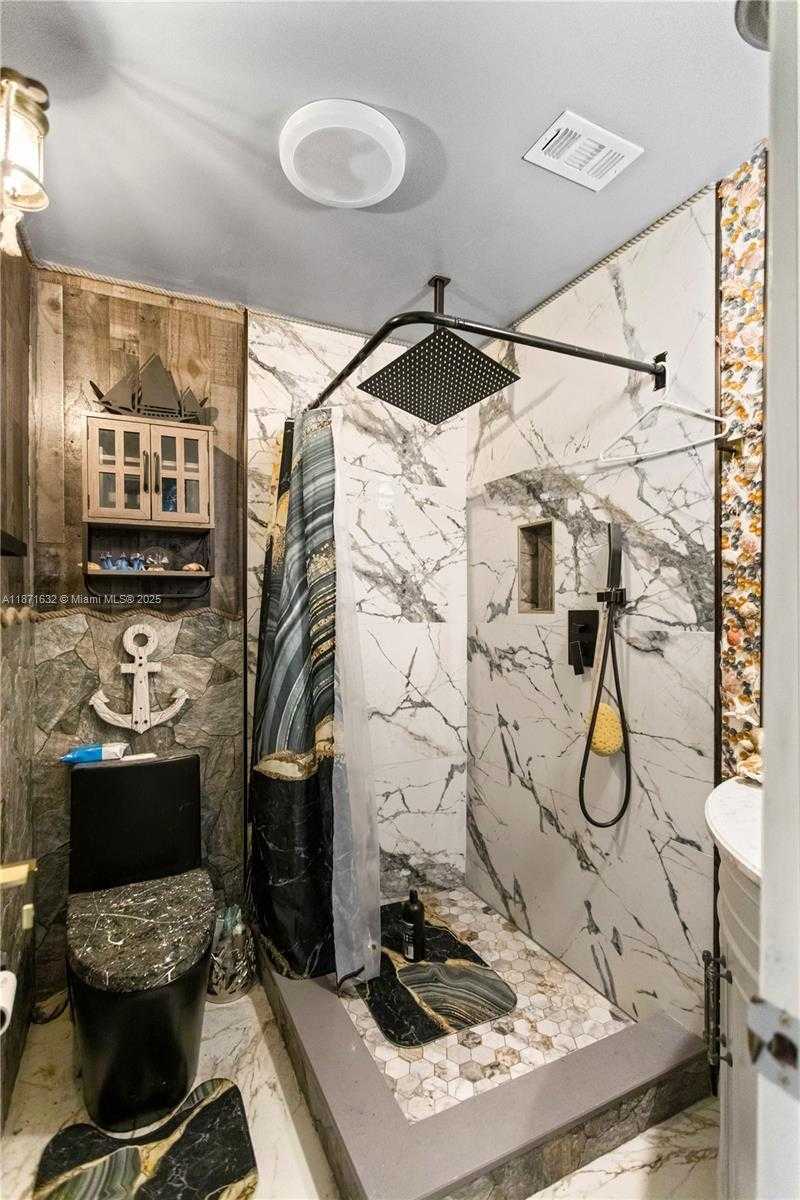Small Image of 6611 PARK ST, Hollywood Number 28