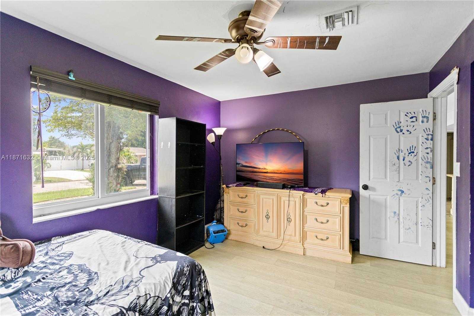 Small Image of 6611 PARK ST, Hollywood Number 34