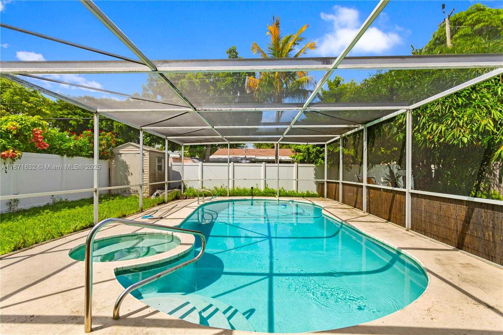 Small Image of 6611 PARK ST, Hollywood Number 37