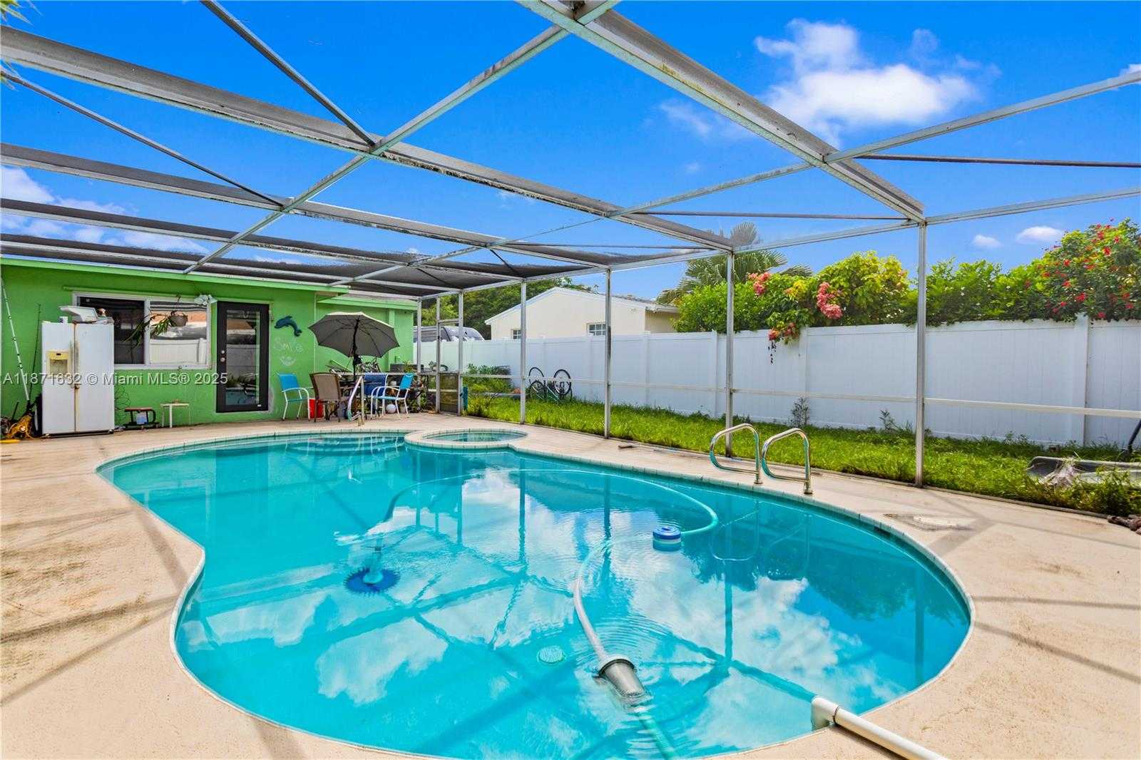 Small Image of 6611 PARK ST, Hollywood Number 40