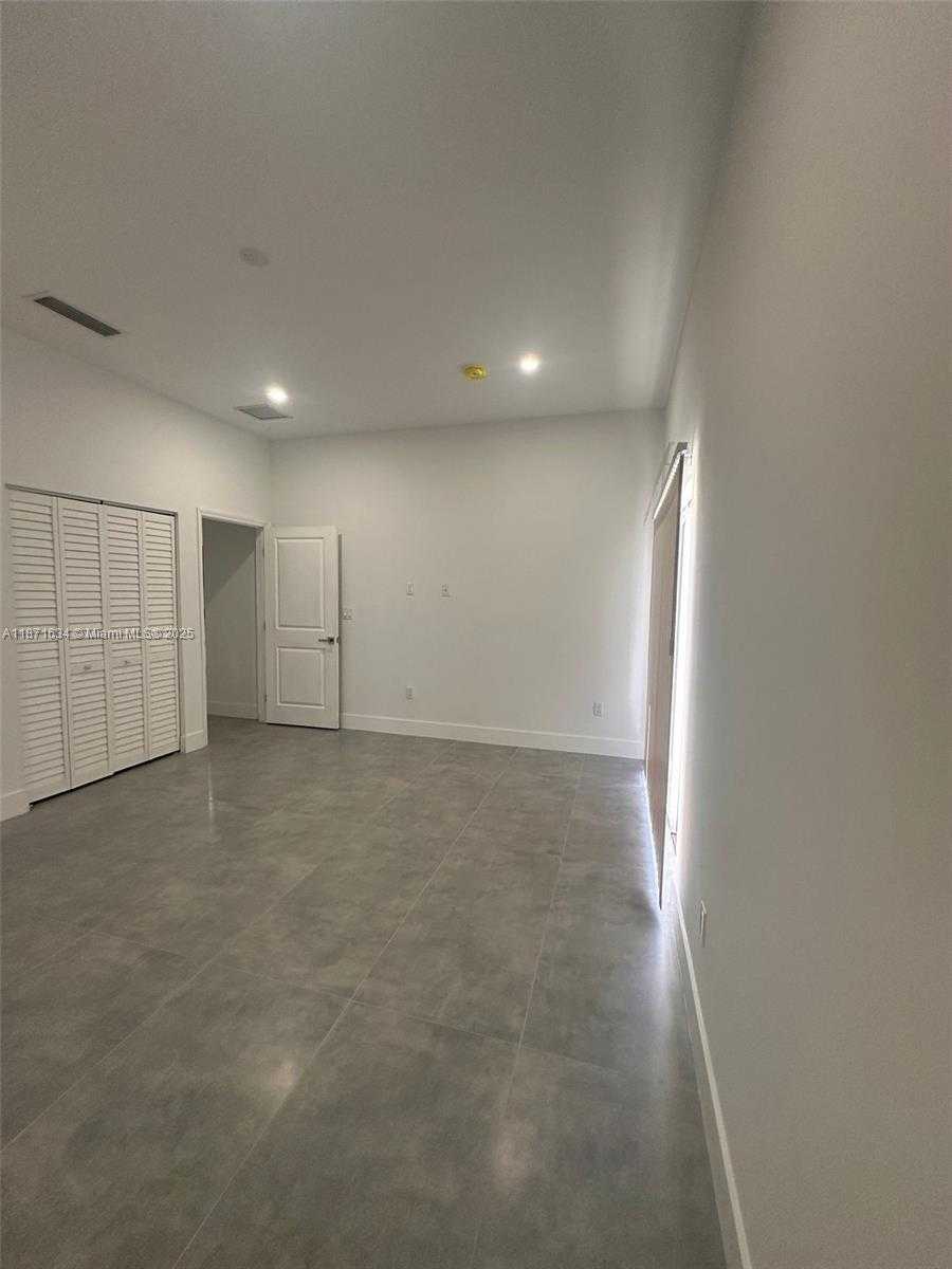 Small Image of 2423 NORTH WEST 23RD LN, Fort Lauderdale Number 12