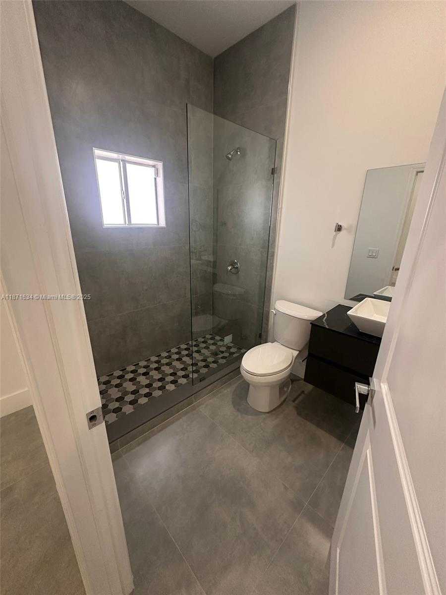 Small Image of 2423 NORTH WEST 23RD LN, Fort Lauderdale Number 13