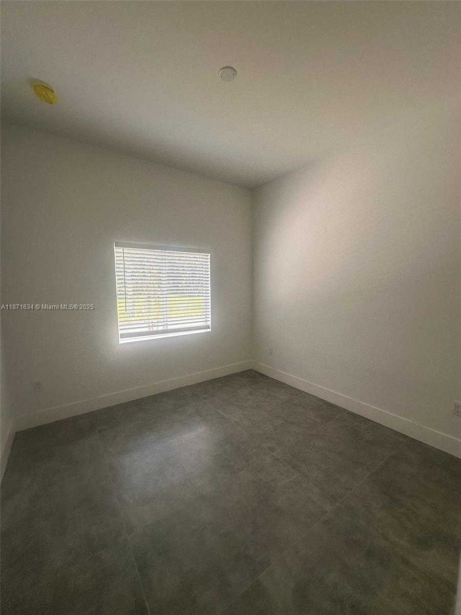 Small Image of 2423 NORTH WEST 23RD LN, Fort Lauderdale Number 15