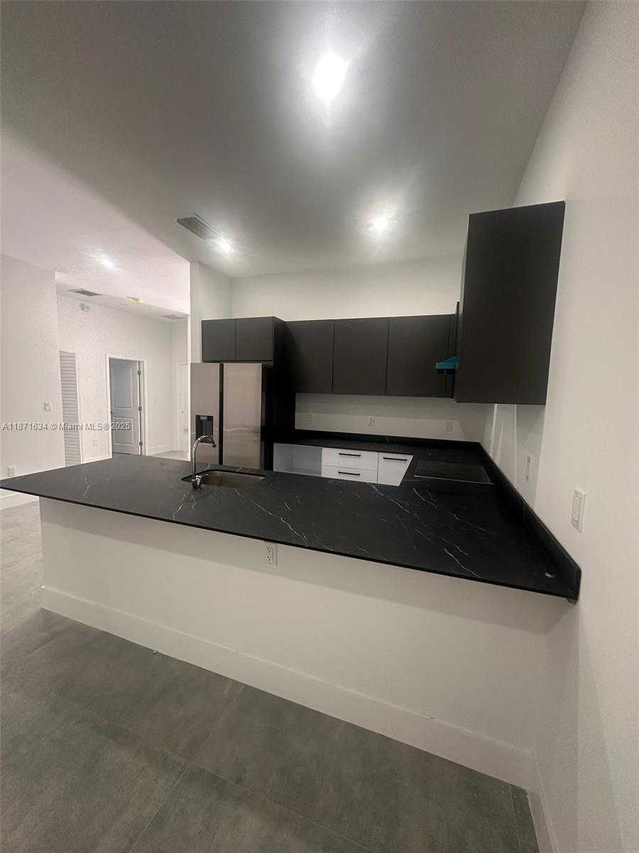 Small Image of 2423 NORTH WEST 23RD LN, Fort Lauderdale Number 3