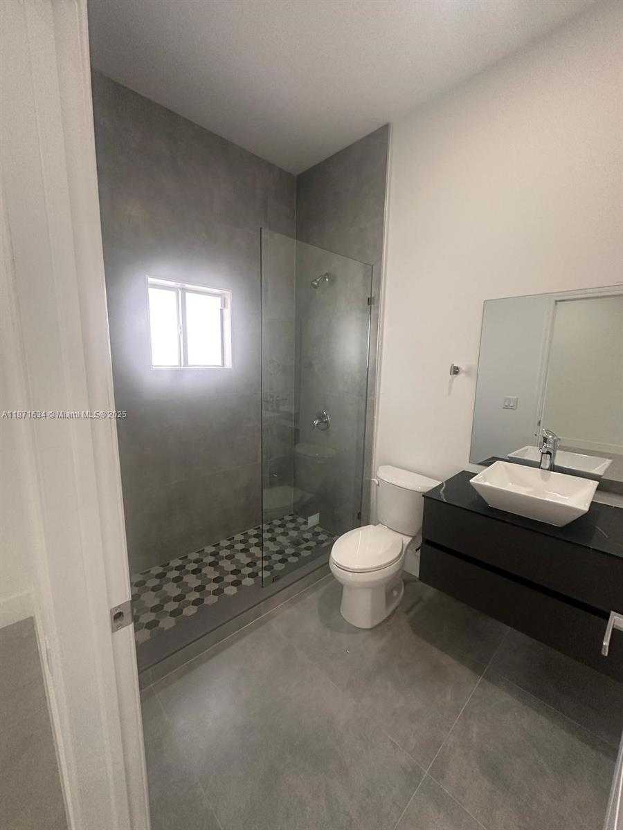 Small Image of 2423 NORTH WEST 23RD LN, Fort Lauderdale Number 6