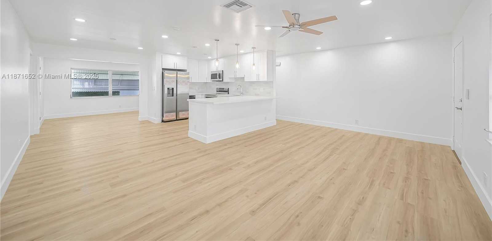 Small Image of 2106 ALFRED DR, Boynton Beach Number 4