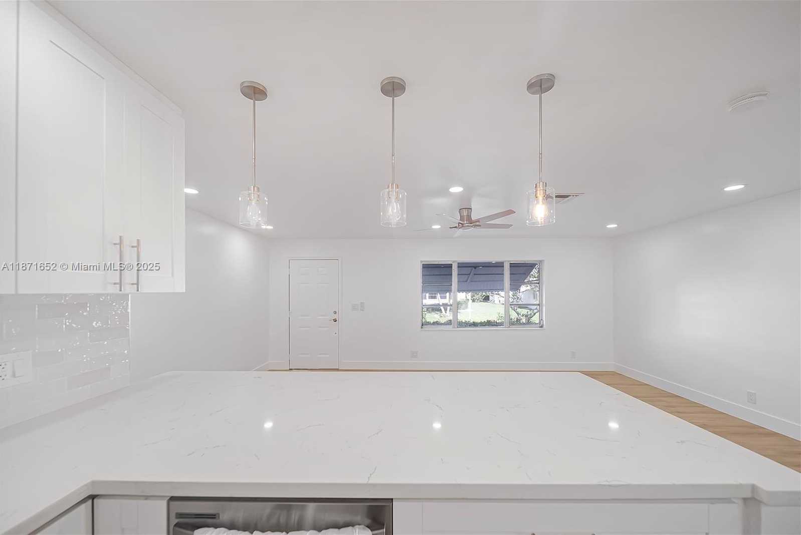 Small Image of 2106 ALFRED DR, Boynton Beach Number 9