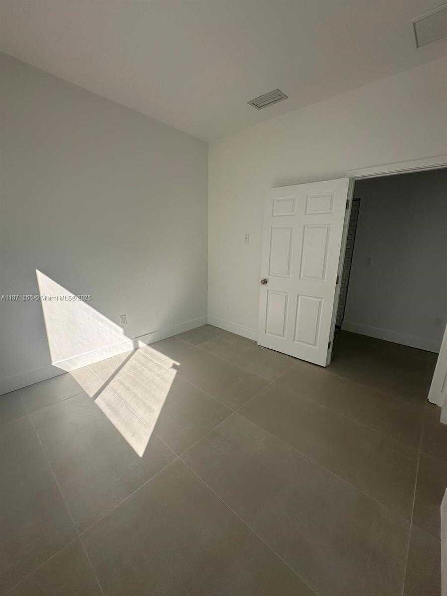 Small Image of 538 NORTH WEST 17TH AVE, Fort Lauderdale Number 14