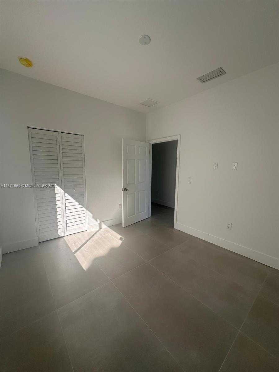 Small Image of 538 NORTH WEST 17TH AVE, Fort Lauderdale Number 19
