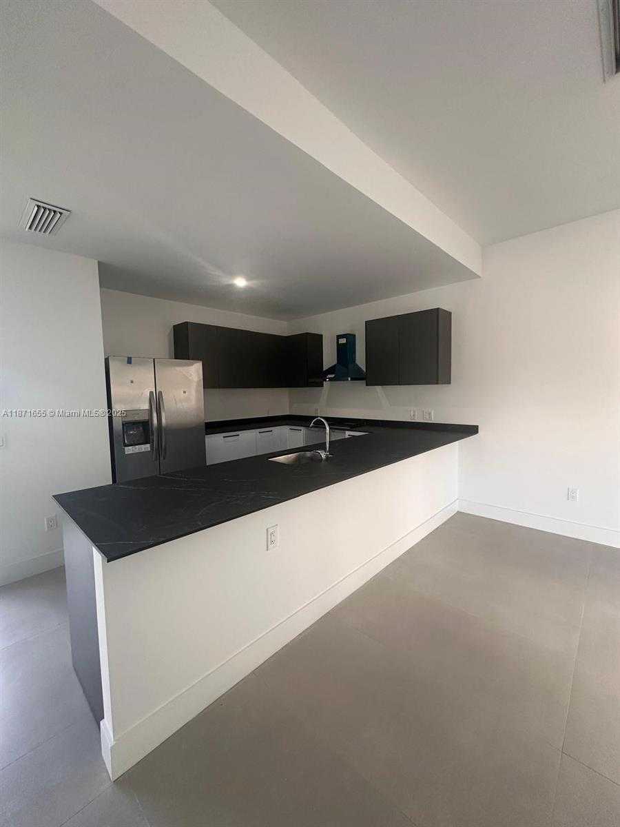 Small Image of 538 NORTH WEST 17TH AVE, Fort Lauderdale Number 6