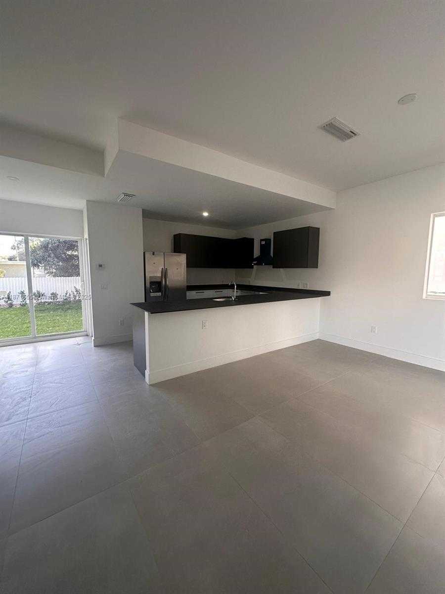 Small Image of 538 NORTH WEST 17TH AVE, Fort Lauderdale Number 7