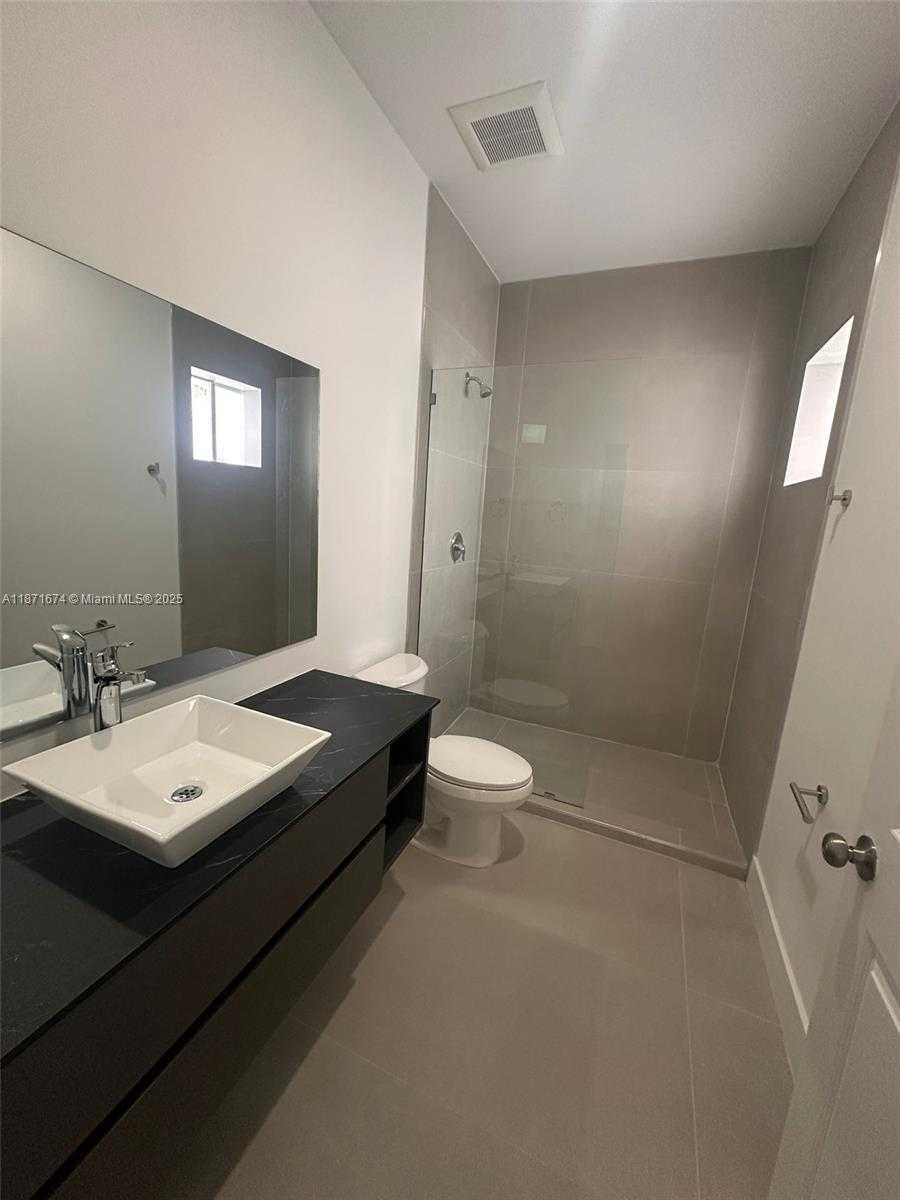 Small Image of 532 NORTH WEST 17TH AVE, Fort Lauderdale Number 13