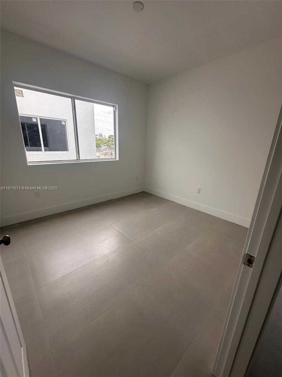 Small Image of 532 NORTH WEST 17TH AVE, Fort Lauderdale Number 8