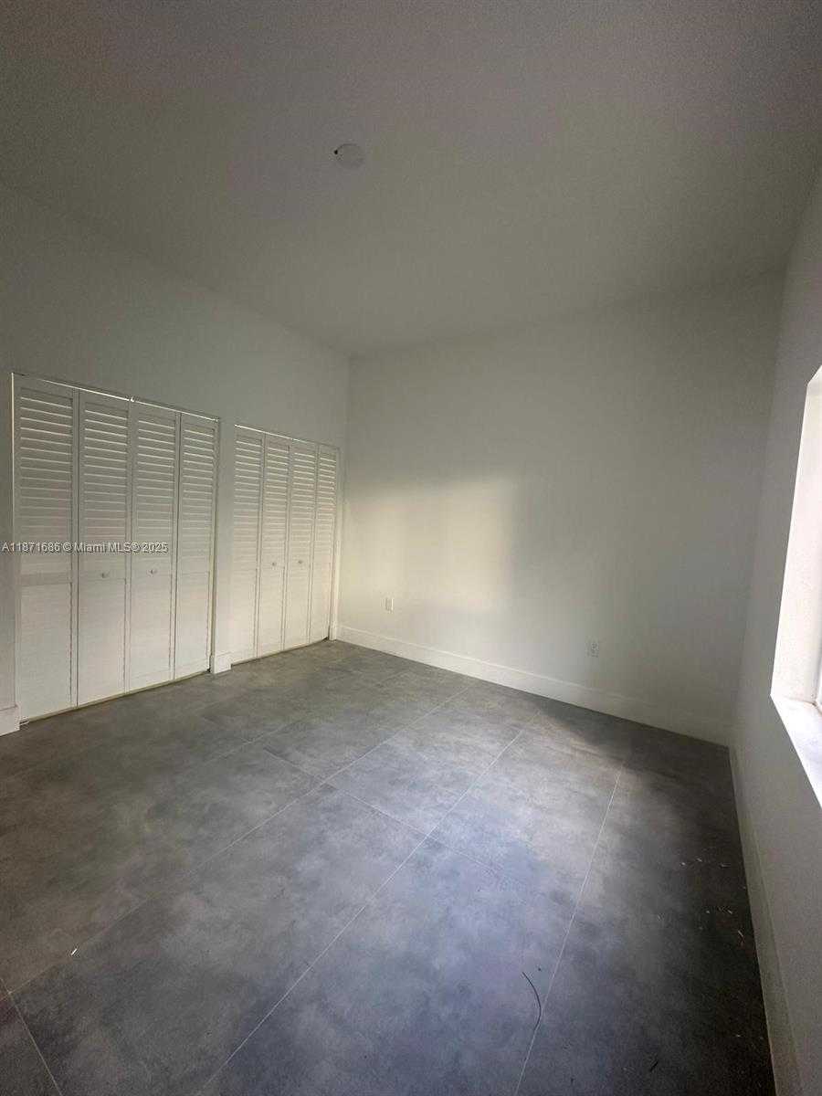 Small Image of 2421 NORTH WEST 23RD LN, Fort Lauderdale Number 14