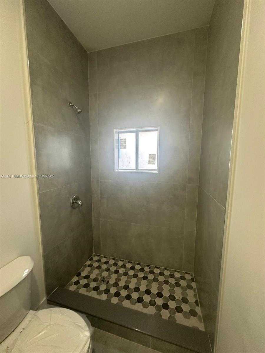 Small Image of 2421 NORTH WEST 23RD LN, Fort Lauderdale Number 6