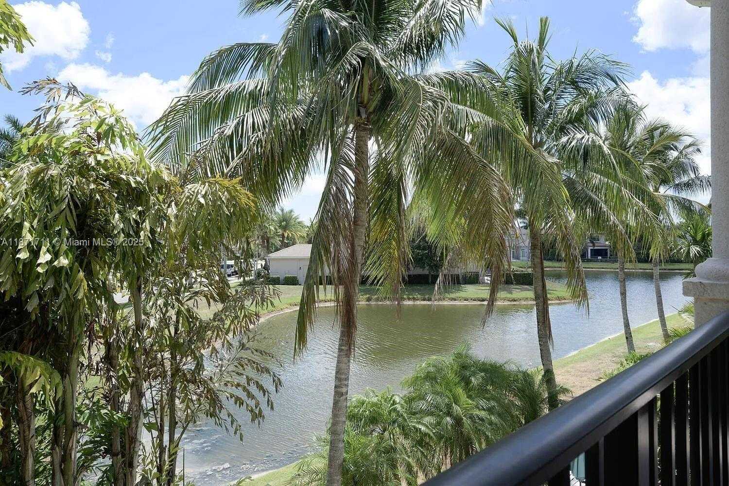 Small Image of 17838 MONTE VISTA DR, Boca Raton Number 4