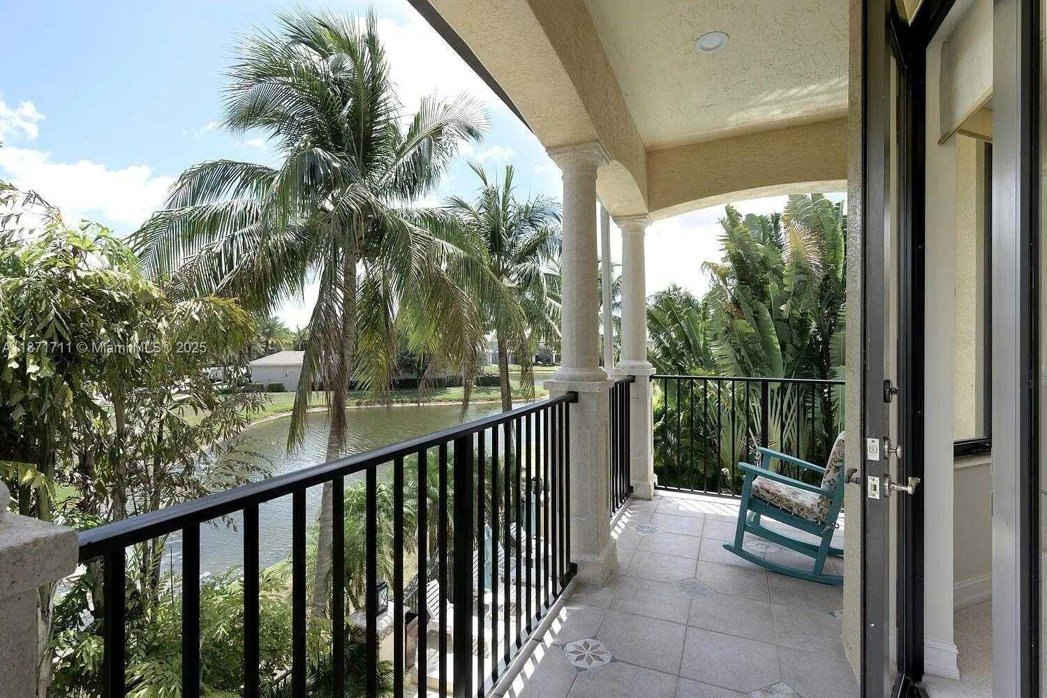 Small Image of 17838 MONTE VISTA DR, Boca Raton Number 5