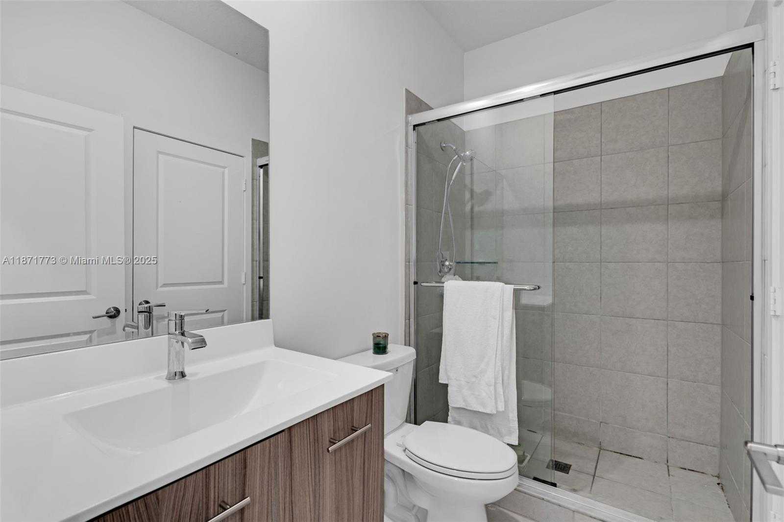 Small Image of 17565 SOUTH WEST 46TH ST, Miramar Number 31