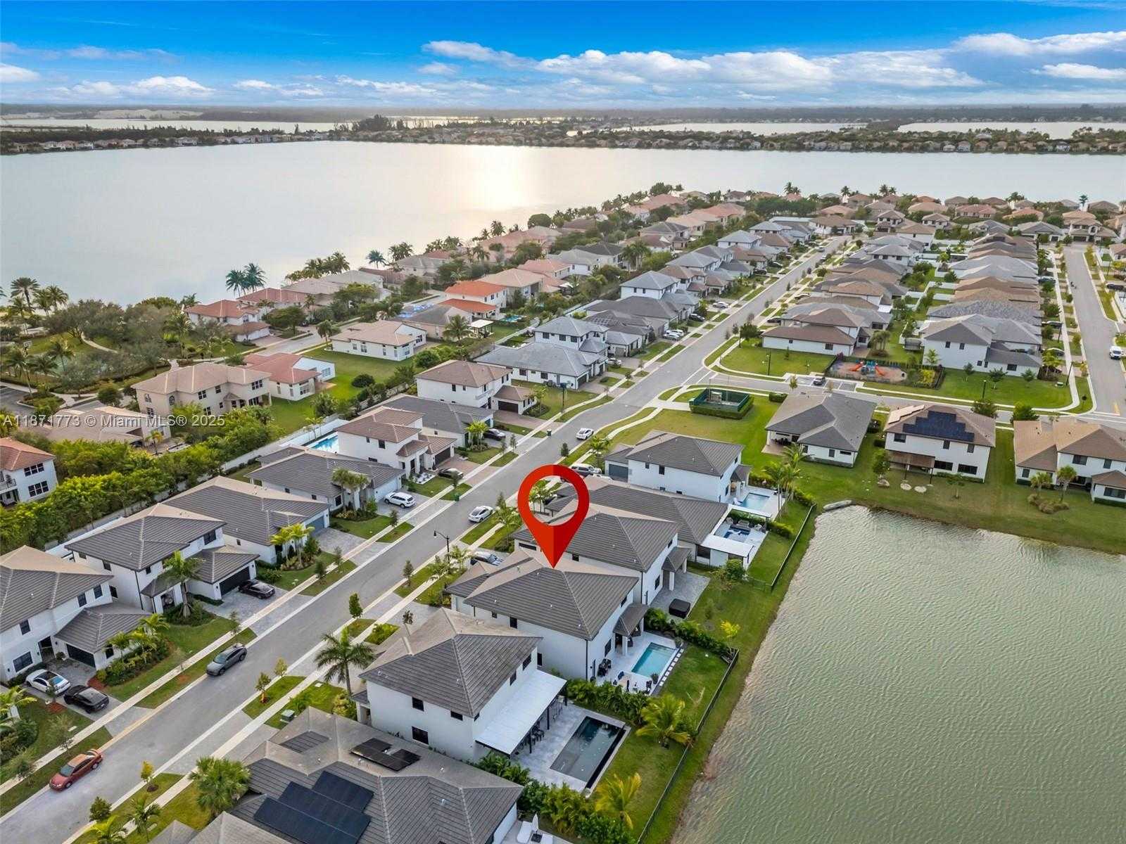 Small Image of 17565 SOUTH WEST 46TH ST, Miramar Number 9