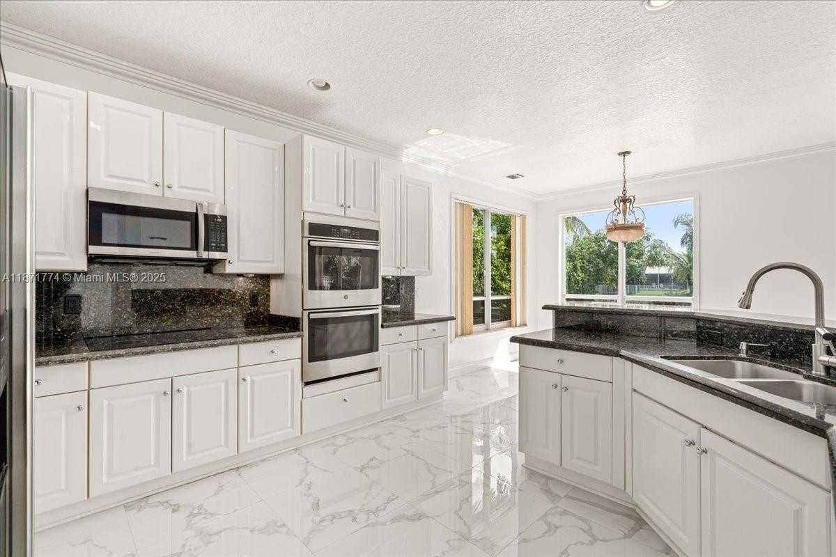 Small Image of 5095 NORTH WEST 57TH WAY, Coral Springs Number 14