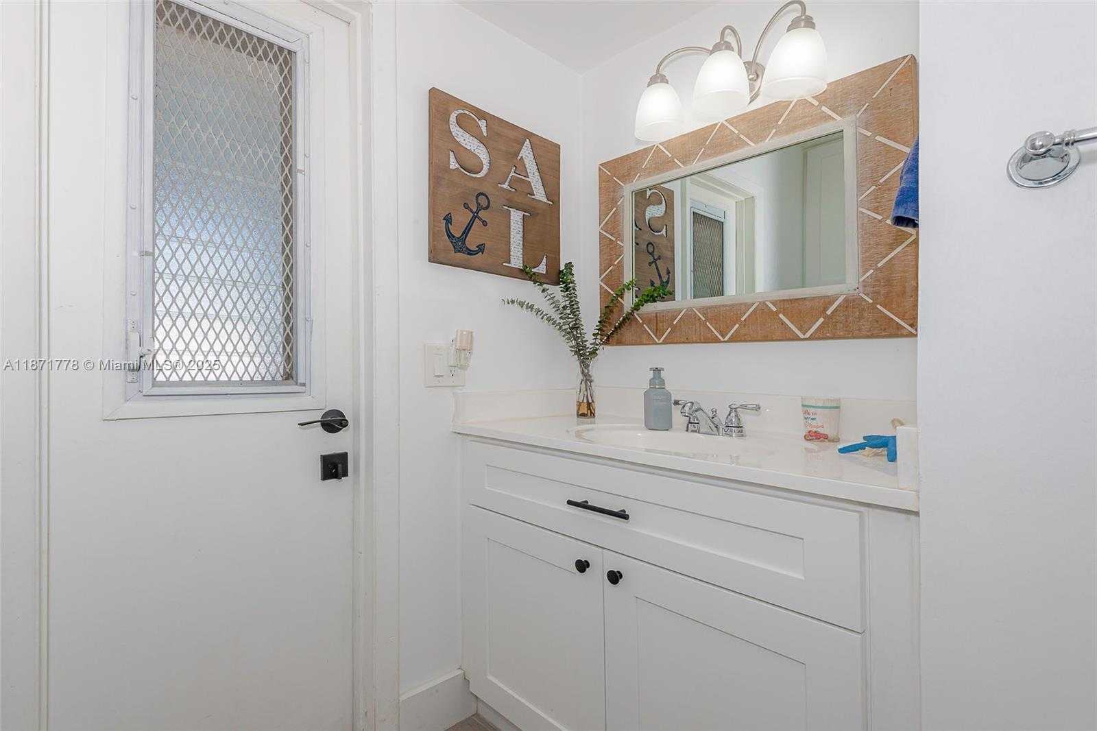 Small Image of 1770 NORTH WEST 106TH AVE, Pembroke Pines Number 24