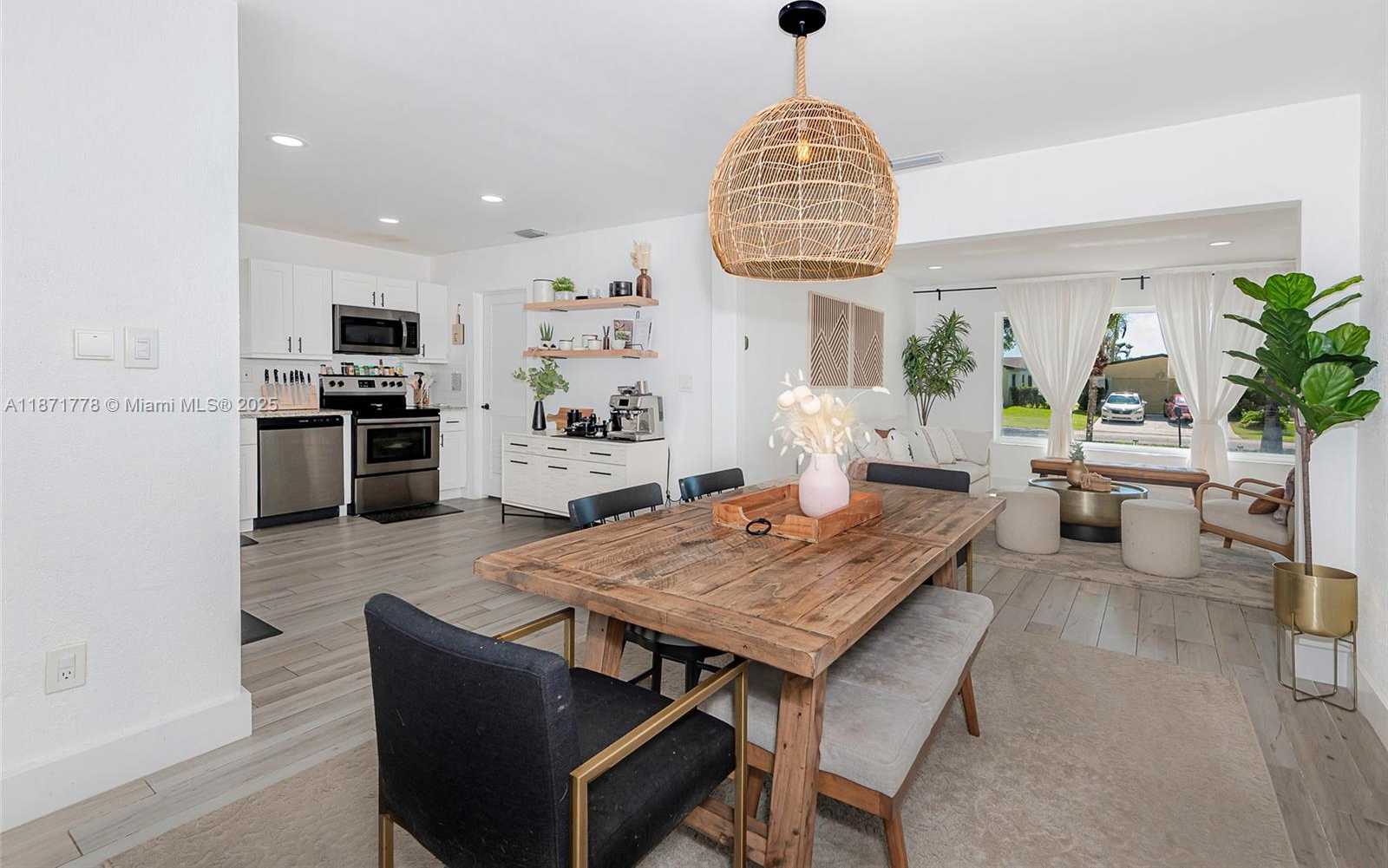 Small Image of 1770 NORTH WEST 106TH AVE, Pembroke Pines Number 4
