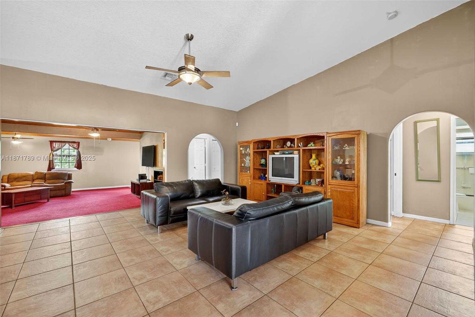 Small Image of 1019 SOUTH WEST CALIFORNIA BLVD, Port St. Lucie Number 12
