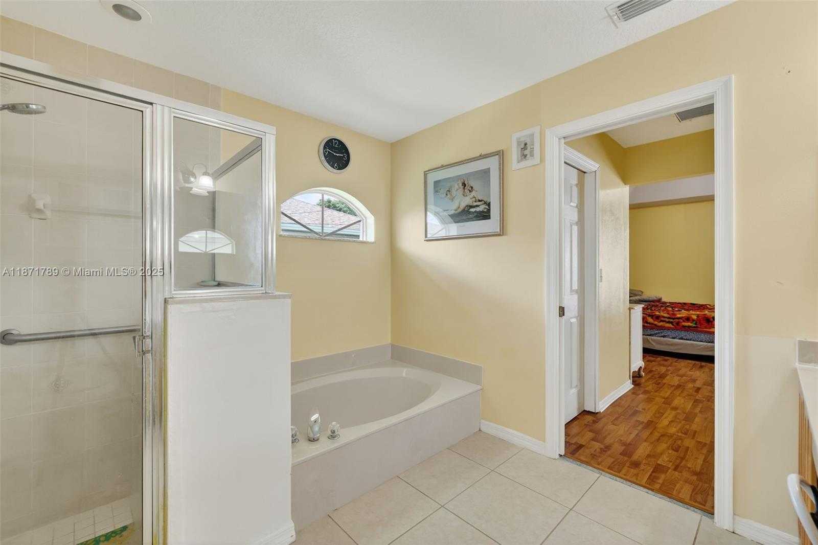 Small Image of 1019 SOUTH WEST CALIFORNIA BLVD, Port St. Lucie Number 30