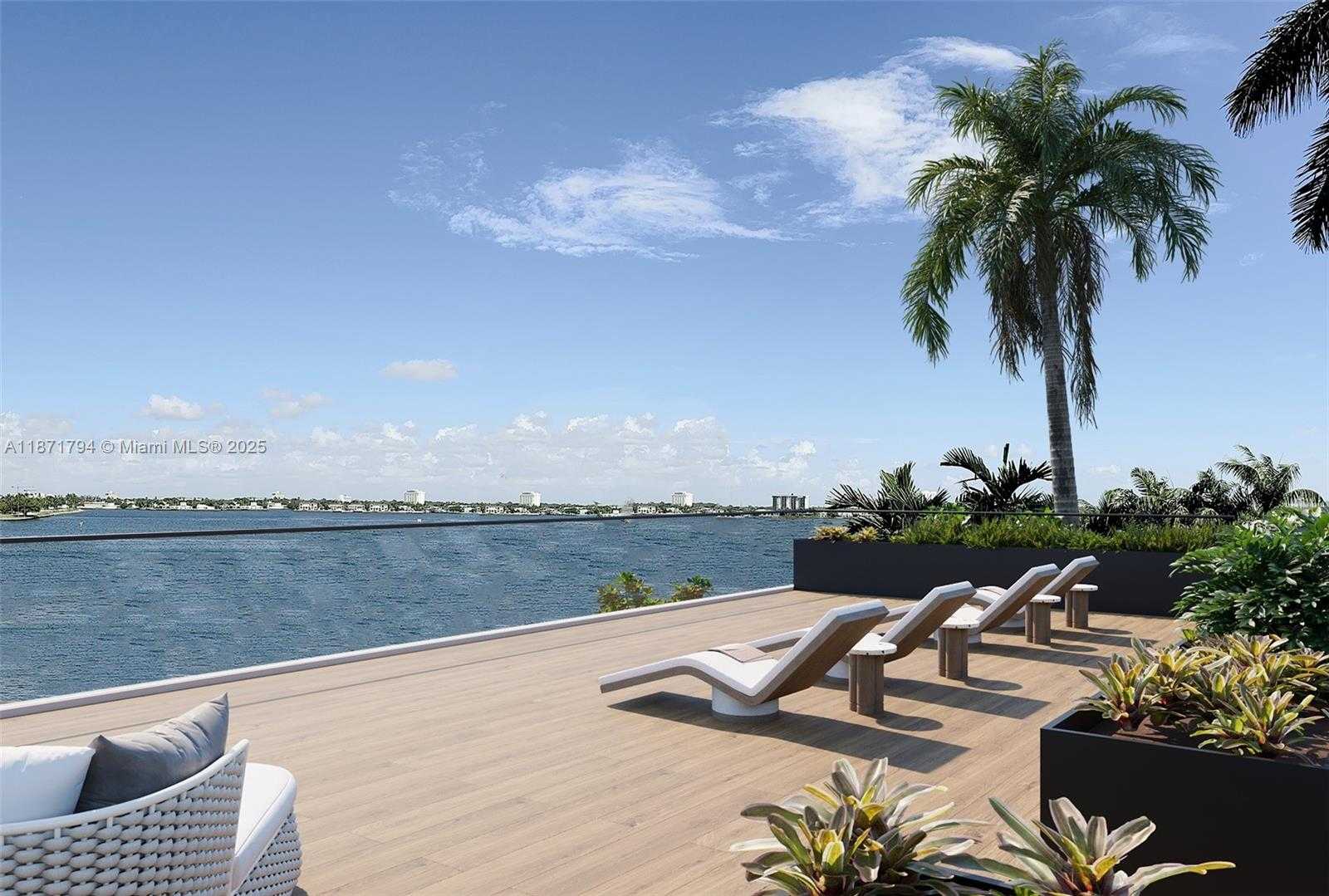 Small Image of 9720 WEST BROADVIEW DR, Bay Harbor Islands Number 14