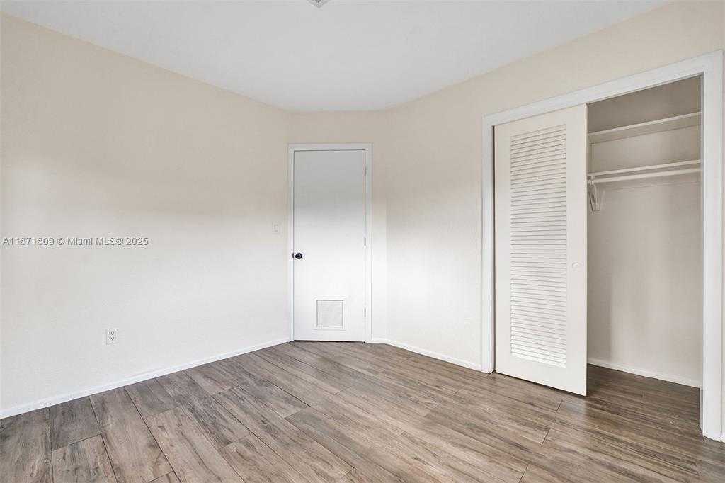 Small Image of 928 NORTH EAST 18TH CT, Fort Lauderdale Number 16