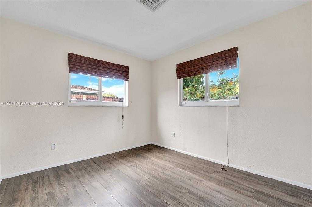 Small Image of 928 NORTH EAST 18TH CT, Fort Lauderdale Number 17