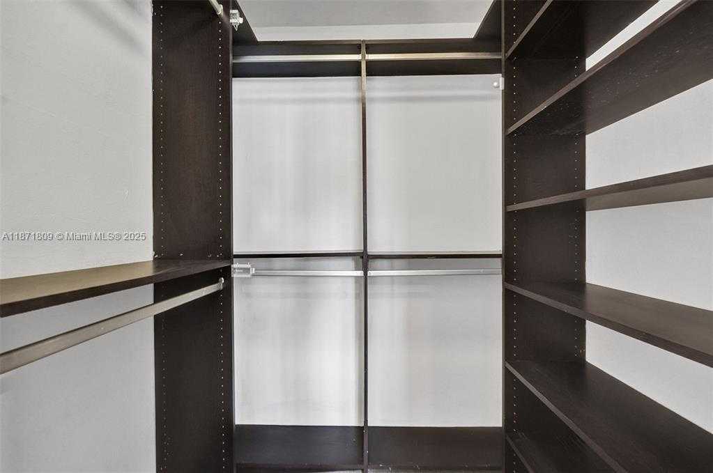 Small Image of 928 NORTH EAST 18TH CT, Fort Lauderdale Number 24
