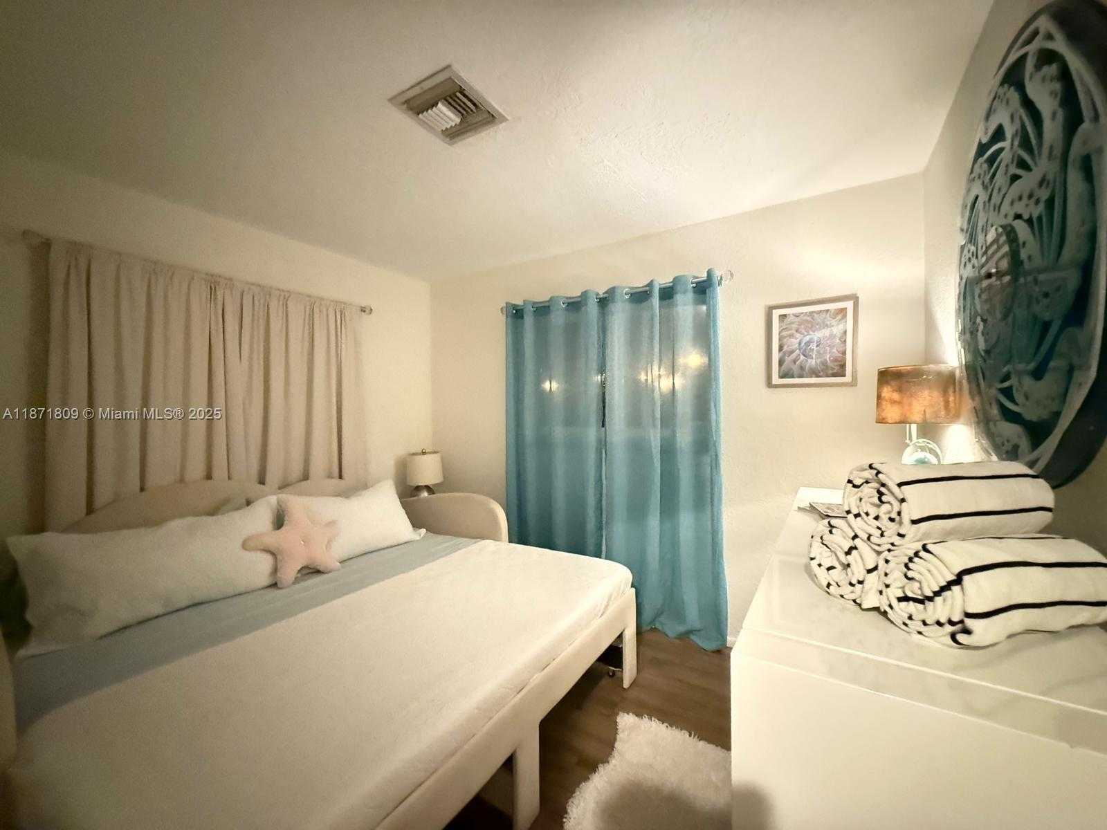 Small Image of 928 NORTH EAST 18TH CT, Fort Lauderdale Number 26