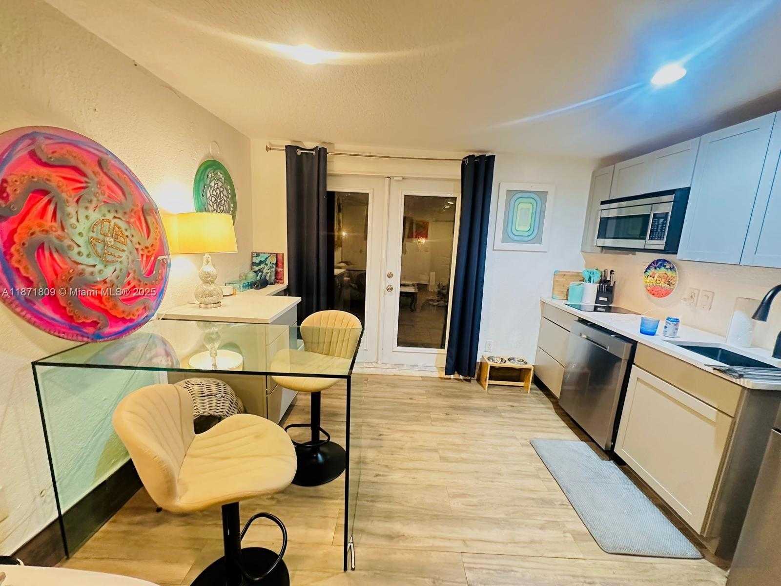 Small Image of 928 NORTH EAST 18TH CT, Fort Lauderdale Number 28