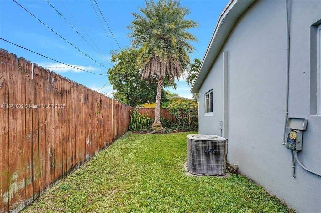 Small Image of 928 NORTH EAST 18TH CT, Fort Lauderdale Number 35
