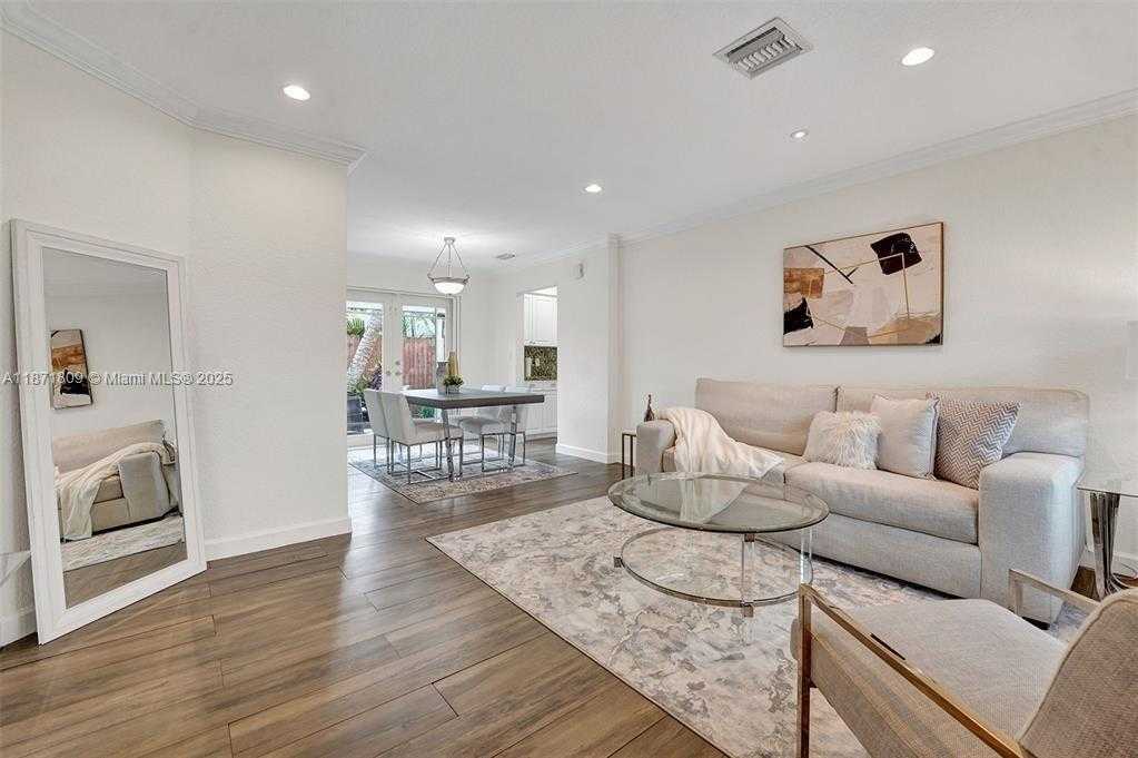 Small Image of 928 NORTH EAST 18TH CT, Fort Lauderdale Number 7