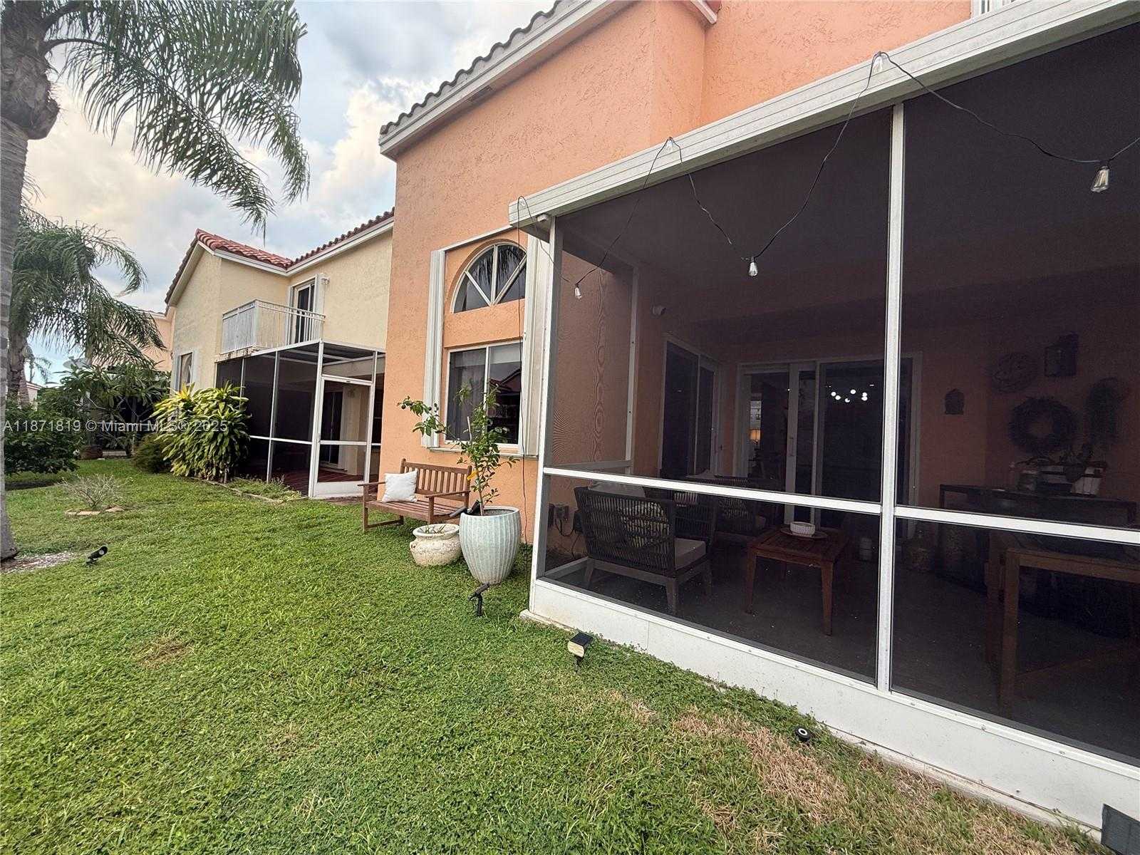 Small Image of 1054 SOUTH EAST 6TH CT, Dania Beach Number 27