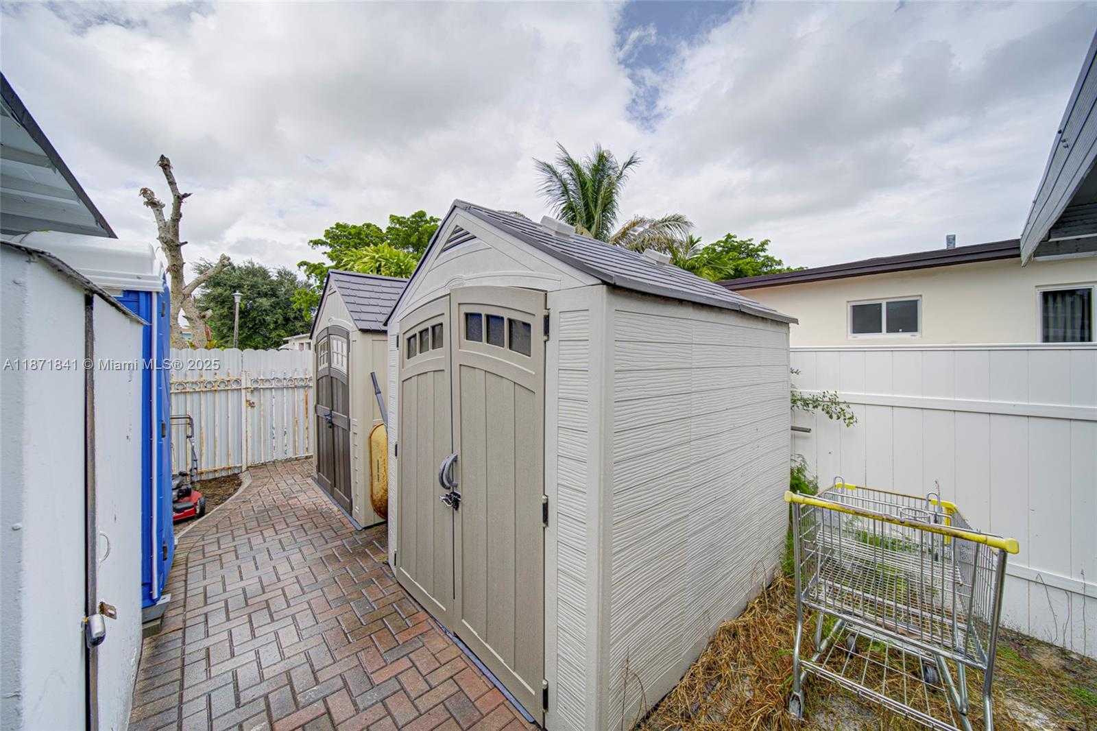 Small Image of 1070 NORTH WEST 132ND ST, North Miami Number 23