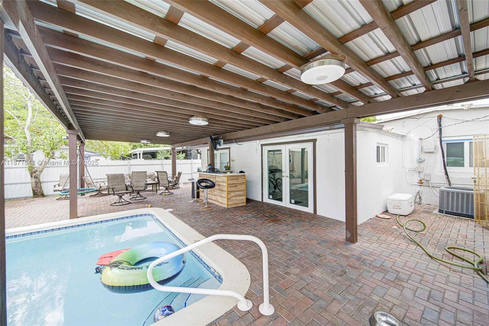 Small Image of 1070 NORTH WEST 132ND ST, North Miami Number 24