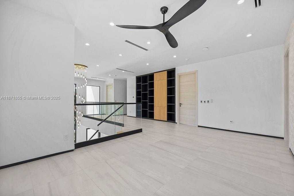 Small Image of 618 NORTH EAST 17TH WAY, Fort Lauderdale Number 54