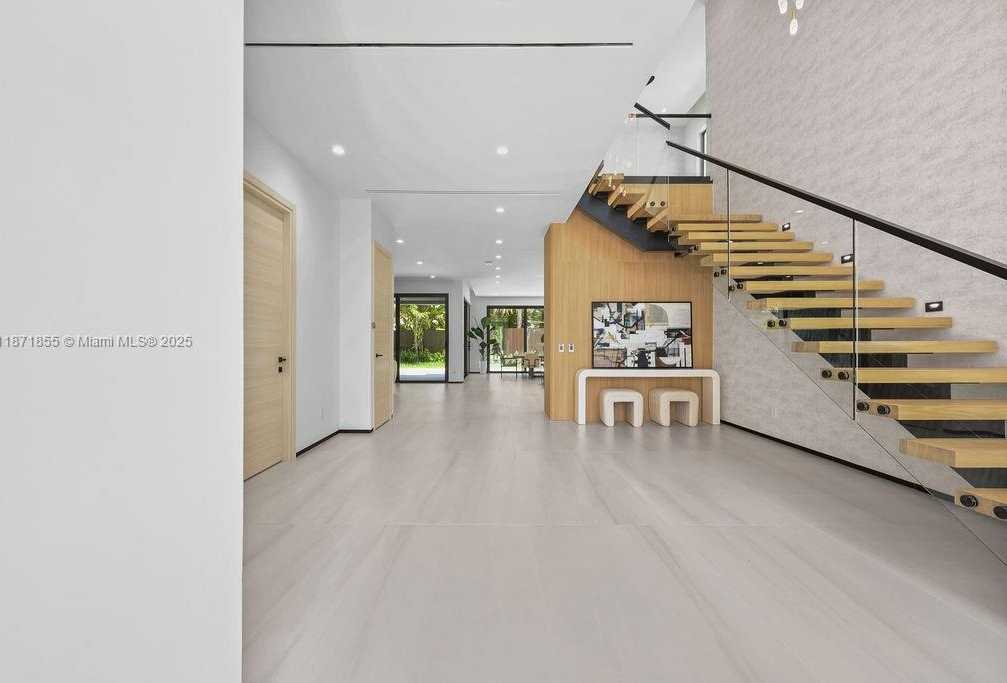 Small Image of 618 NORTH EAST 17TH WAY, Fort Lauderdale Number 6