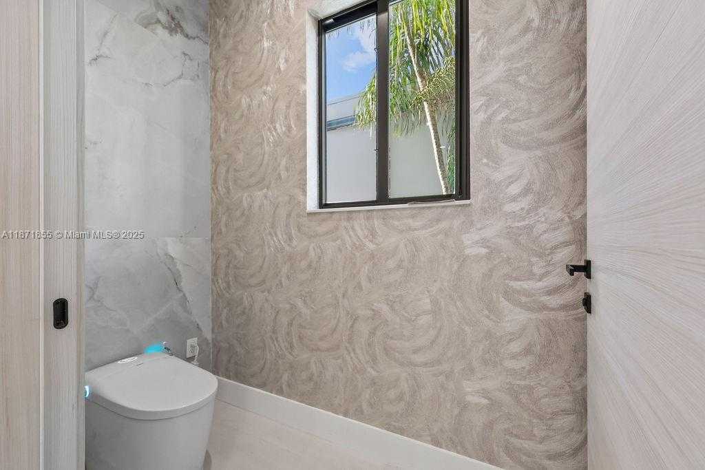 Small Image of 618 NORTH EAST 17TH WAY, Fort Lauderdale Number 83