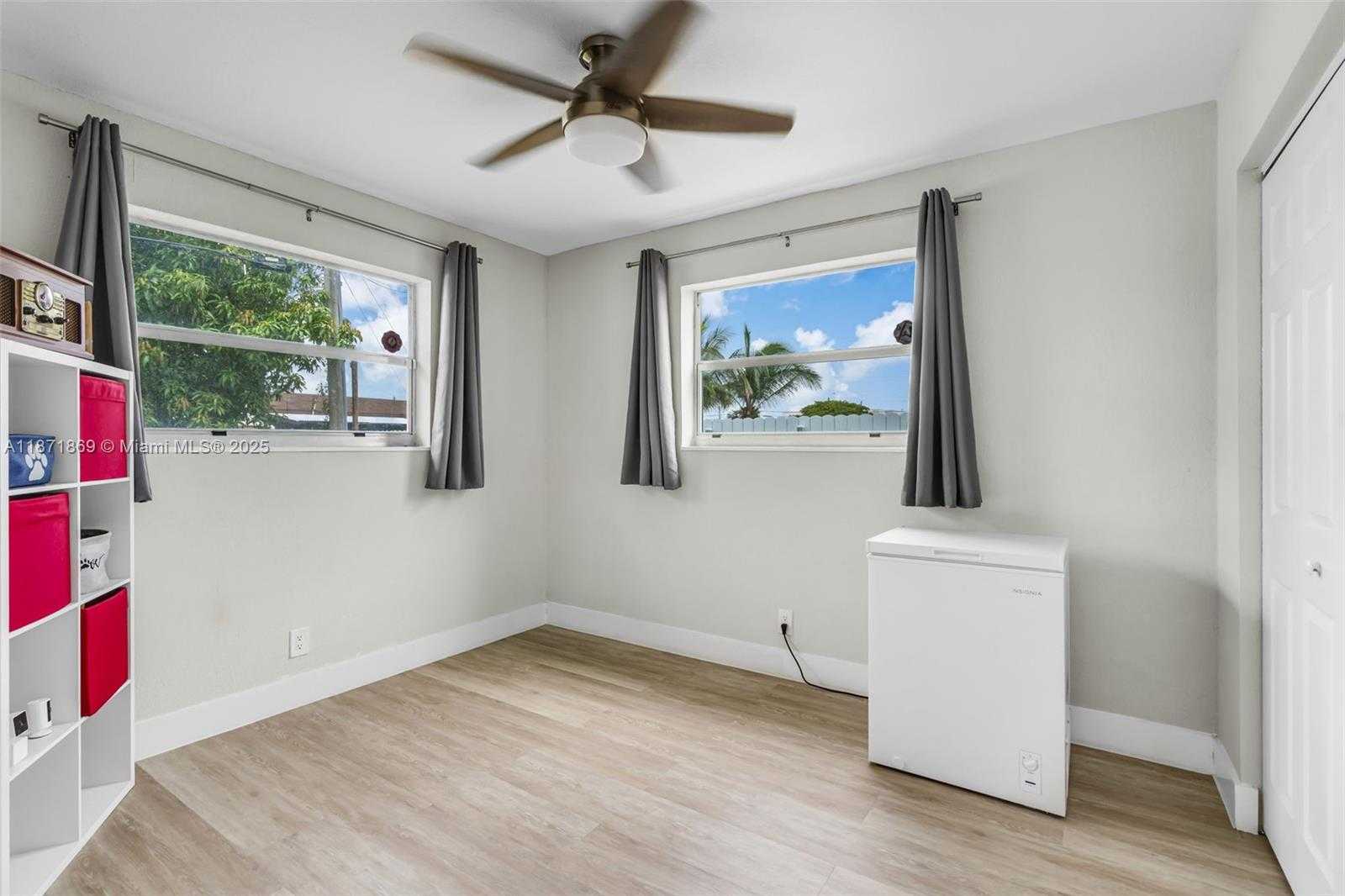 Small Image of 2751 SOUTH WEST 4TH ST, Fort Lauderdale Number 18