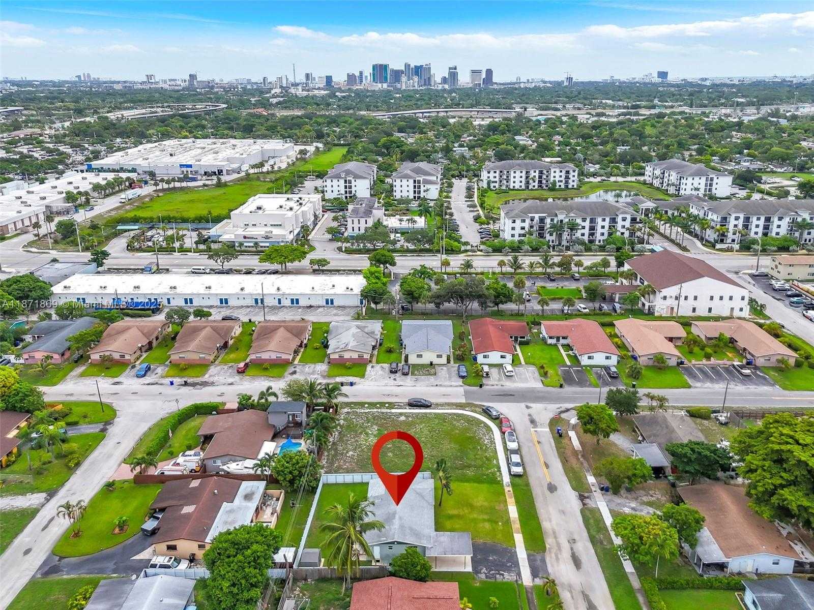 Small Image of 2751 SOUTH WEST 4TH ST, Fort Lauderdale Number 28